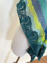 Load image into Gallery viewer, Splashing waves