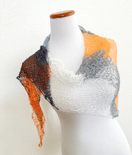 Load image into Gallery viewer, Tangy shawl