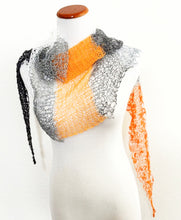 Load image into Gallery viewer, Tangy shawl