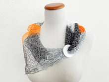 Load image into Gallery viewer, Tangy shawl