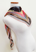 Load image into Gallery viewer, Ten-spot triangle shawl