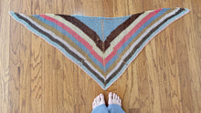 Load image into Gallery viewer, Ten-spot triangle shawl