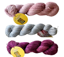 Load image into Gallery viewer, Theodora's shawl