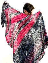 Load image into Gallery viewer, Theodora's shawl