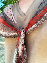 Load image into Gallery viewer, This was easy shawl kit