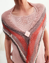 Load image into Gallery viewer, This was easy shawl kit