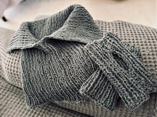 Load image into Gallery viewer, Thornley cowl & mitten set