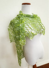 Load image into Gallery viewer, Tikki shawl