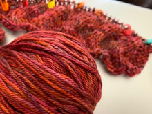 Load image into Gallery viewer, Five Wise Owls shawl pattern - yarnz2GO.com