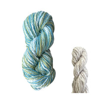 Load image into Gallery viewer, Lotte shawl