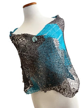 Load image into Gallery viewer, Aisha shawl