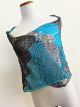 Load image into Gallery viewer, Aisha shawl