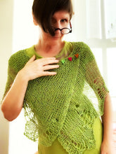 Load image into Gallery viewer, Granny Smith Apple wrap, pattern - yarnz2GO.com