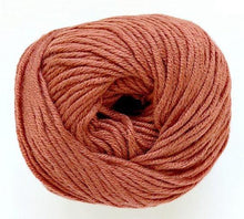 Load image into Gallery viewer, Lizzie cowl, kit