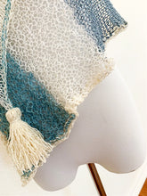 Load image into Gallery viewer, Blue Hues shawl