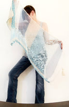 Load image into Gallery viewer, Blue Hues shawl