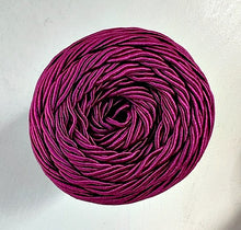 Load image into Gallery viewer, Bala necklace, knit kit