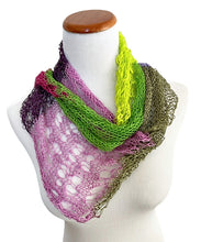 Load image into Gallery viewer, A little biddy