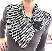 Load image into Gallery viewer, Winter Collection of shawls, e-book