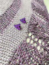 Load image into Gallery viewer, Enlighten me, shawl pattern