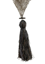 Load image into Gallery viewer, Intrigue shawl