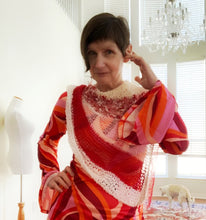 Load image into Gallery viewer, NEW! Lipstick & powder shawl pattern