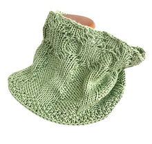 Load image into Gallery viewer, Lizzie cowl, kit