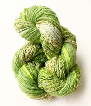 Load image into Gallery viewer, Blue Hues shawl