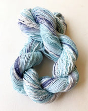 Load image into Gallery viewer, Lofty skeins - yarnz2GO.com