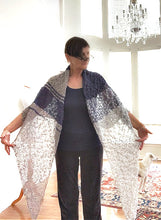 Load image into Gallery viewer, Casual Delft shawl, pattern - yarnz2GO.com