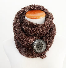 Load image into Gallery viewer, Oversized shawl pin