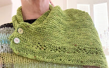 Load image into Gallery viewer, Triangles kerchief pattern - yarnz2GO.com