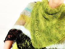 Load image into Gallery viewer, Triangles kerchief pattern - yarnz2GO.com