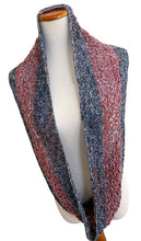 Load image into Gallery viewer, Wiggins loop