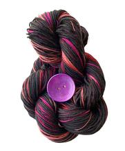 Load image into Gallery viewer, Yarnplay skeins