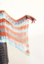 Load image into Gallery viewer, Neuf, poncho pattern