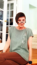 Load image into Gallery viewer, Blooms and lace top - yarnz2GO.com
