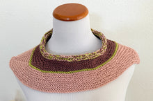 Load image into Gallery viewer, NEW!  Organic block necklet - yarnz2GO.com
