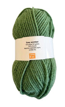 Load image into Gallery viewer, Easy worsted scarf &amp; hat set 50% off - yarnz2GO.com

