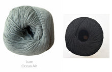 Load image into Gallery viewer, Esme shawlette with shawl cuff - yarnz2GO.com
