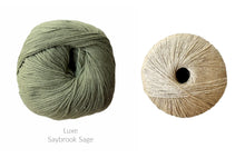 Load image into Gallery viewer, Esme shawlette with shawl cuff - yarnz2GO.com
