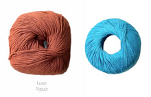 Load image into Gallery viewer, Esme shawlette with shawl cuff - yarnz2GO.com
