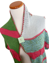 Load image into Gallery viewer, Evie shawl, sample
