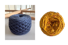 Load image into Gallery viewer, Fallish shawl
