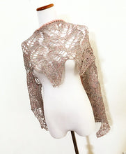 Load image into Gallery viewer, Ferns in the wind shawl pattern - yarnz2GO.com
