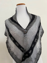 Load image into Gallery viewer, Glitz shawl, sample
