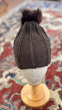 Load image into Gallery viewer, Idris beanie with Pom
