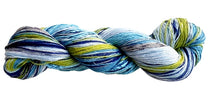 Load image into Gallery viewer, Zinnia pretty shawl
