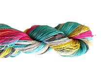 Load image into Gallery viewer, Zinnia pretty shawl
