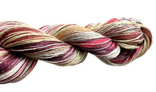 Load image into Gallery viewer, Zinnia pretty shawl
